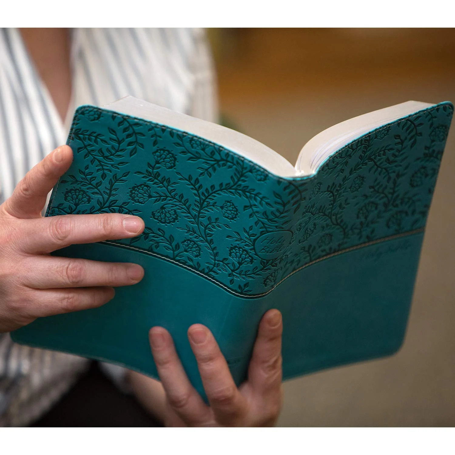 KJV, Deluxe Gift Bible, Red Letter Edition, Comfort Print - Image 14