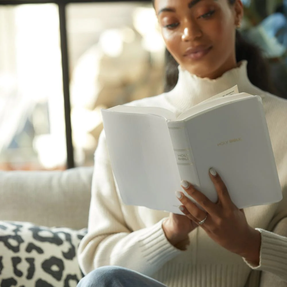 KJV, Gift and Award Bible, Red Letter Edition, Comfort Print - Image 9