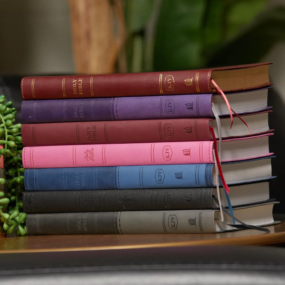 KJV, Value Thinline Bible, Compact, Red Letter, Comfort Print - Image 19