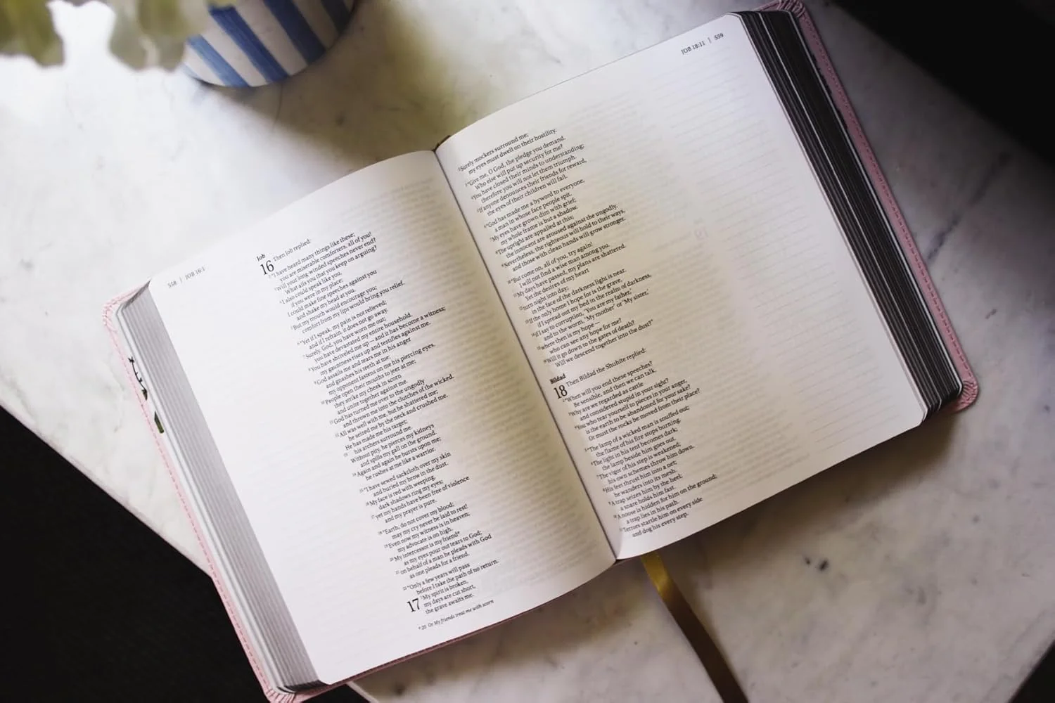 NIV, Beautiful Word Coloring Bible: Hundreds of Verses to Color - Image 27