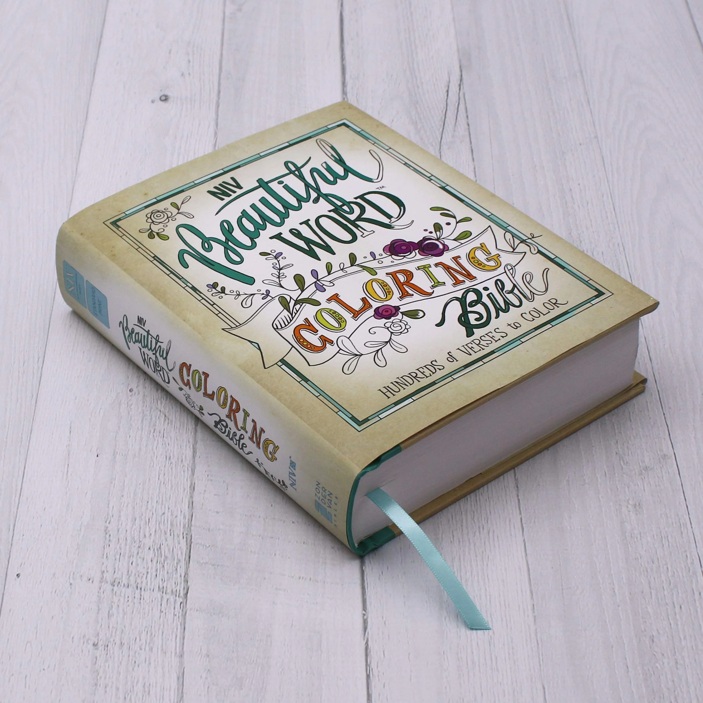 NIV, Beautiful Word Coloring Bible: Hundreds of Verses to Color - Image 3