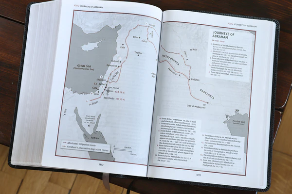 NIV, Thompson Chain-Reference Bible, Large Print, Red Letter Edition, Comfort Print - Image 25