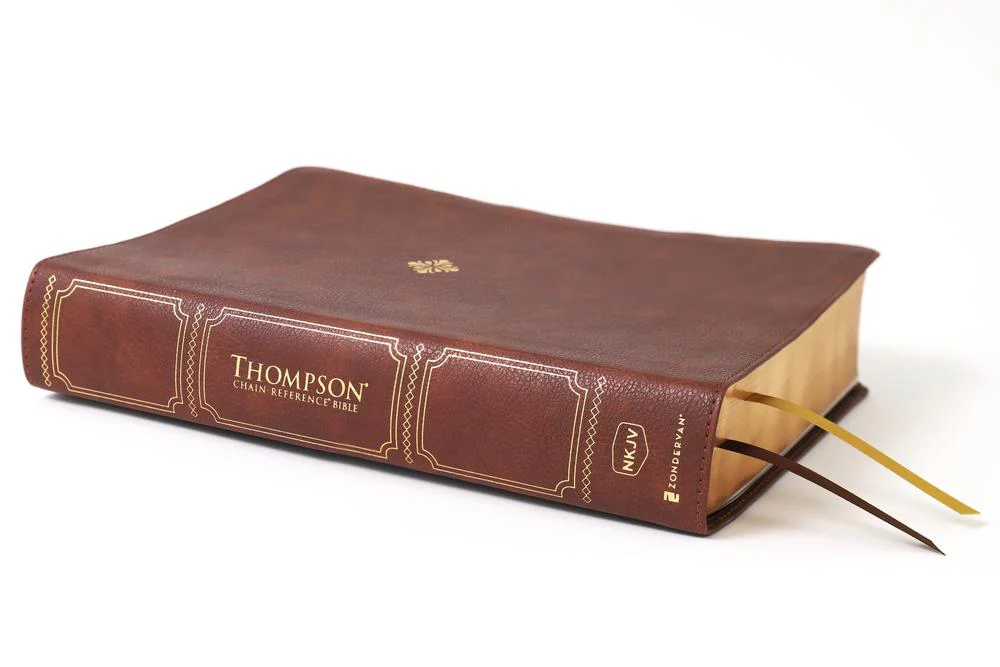 NKJV, Thompson Chain-Reference Bible, Large Print, Red Letter, Comfort Print - Image 6